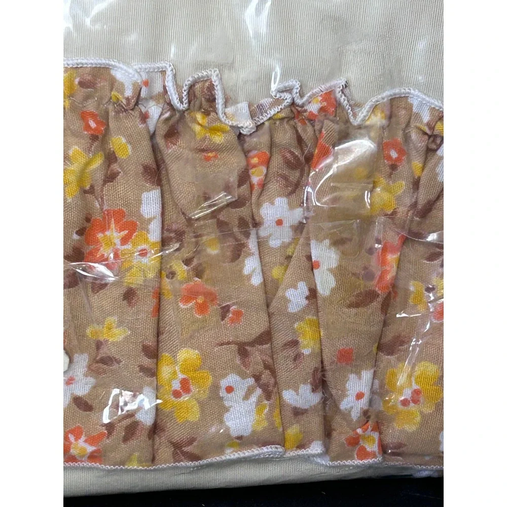 Vintage Stamped Ruffled Calico Tablecloth Kit 50